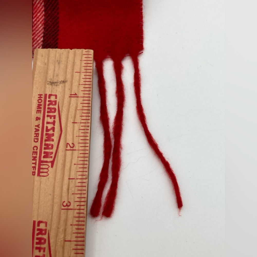 Cashmink Scarf V Fraas Red Plaid Pattern Acrylic with Fringe Soft NEW - Picture 5 of 6